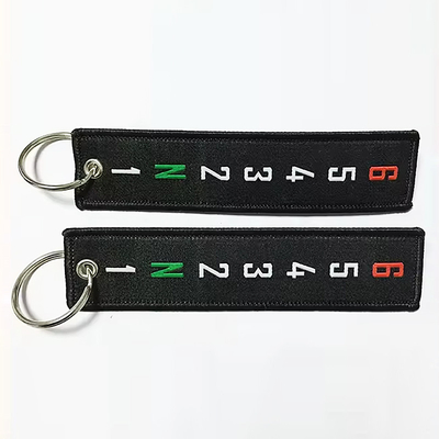 Anime Tag Logo Niestandardowe Broderia Wsparcie Prezentowe Jet Tags Akcesoria Pierścienie kluczowe Łańcuchy do bagażu