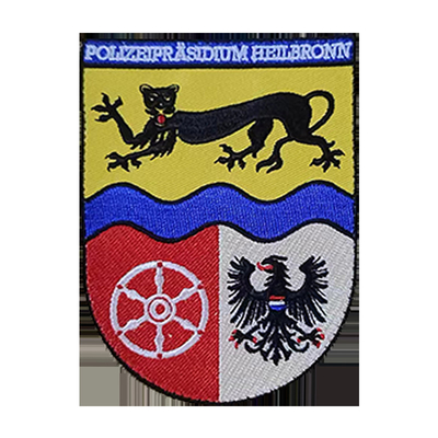 Zdolność do dostarczania specjalnie wykonane haftowanie i zaciski na żelazo do wysyłki na całym świecie