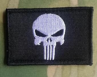 Czaszka Flaga Punisher Rocker Haftowane żelazne naszywki Przednia kamizelka motocyklowa Mini naszywka