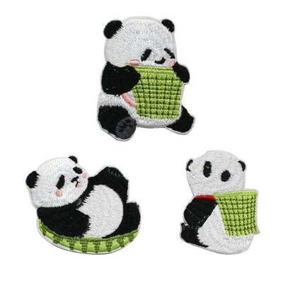Cute Cartoon Panda 7C Żelazko na łacie haftowanej na odzież kurtki